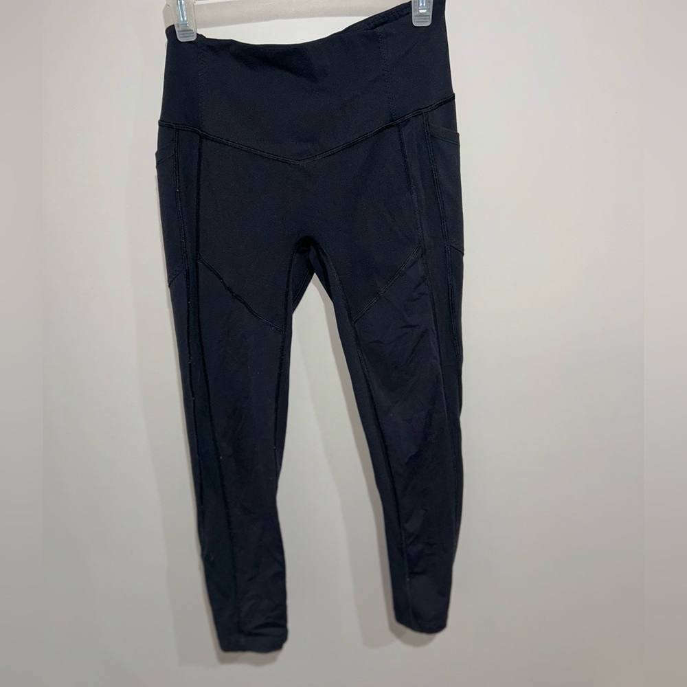 Lululemon black high rise leggings